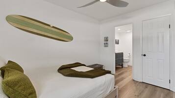 House, Multiple Beds, Patio, Partial Ocean View (TAR1555-B212) | 2 bedrooms, individually decorated, individually furnished, bed sheets