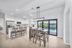 Ferienhaus, Mehrere Betten, Poolzugang, Poolblick (MGW3726) | Eigene Küche | Wasserkocher