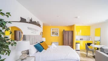 1 dormitorio, tabla de planchar con plancha, cuna de viaje y wifi