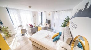 1 dormitorio, tabla de planchar con plancha, cuna de viaje y wifi