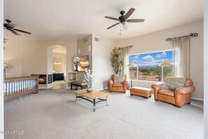 TV, fireplace