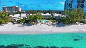 Beach - 2 Bedroom, 2 Bathroom Ground Floor Condo (Seven Mile Beach)