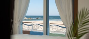 Goseong Jajackdo Aroma Pension