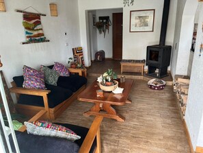 Interior - CasaBosque minutes from the sea. (Placilla)