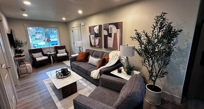 "The Lake House"- Brand New 2BR Retreat w/ King Bed- Elegant -Close to Wineries