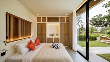 Villa, 3 Bedrooms, Patio, Pool View