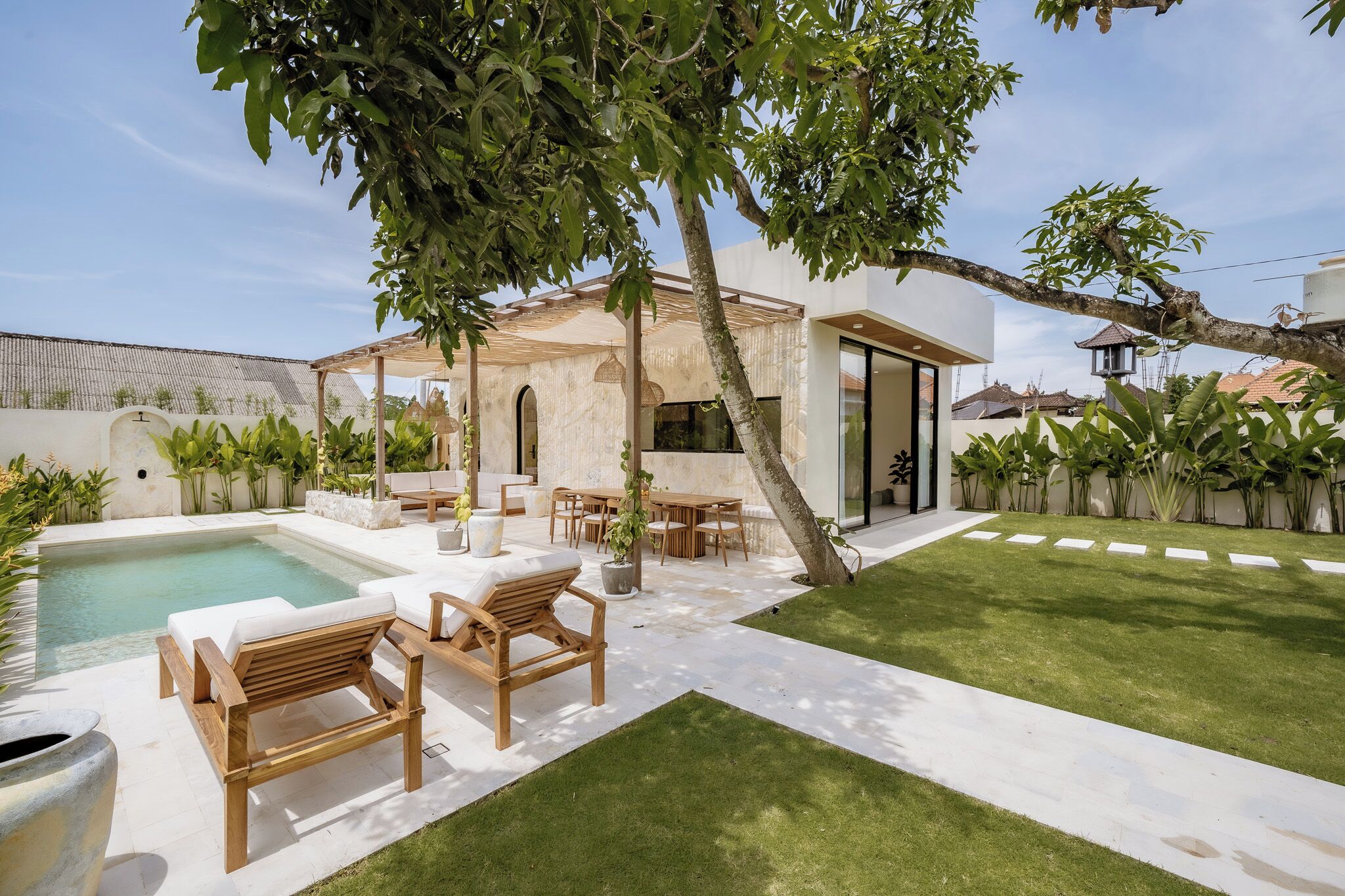 Fachada de la propiedad