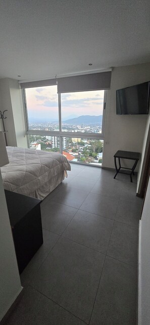 3 bedrooms, iron/ironing board, free WiFi, bed sheets - Complete apartment in san salvador la escalon with amazing  views (San Salvador)