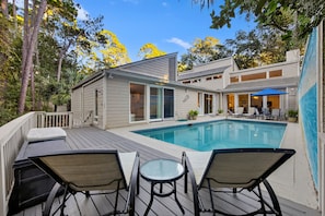 Pool - 33 Water Oak Drive @ Sea Pines | Private Pool | Pet Friendly | Billiard Room | (Hilton Head Island)