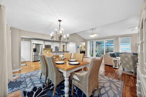 Dining - 33 Water Oak Drive @ Sea Pines | Private Pool | Pet Friendly | Billiard Room | (Hilton Head Island)