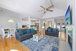 Smart TV, fireplace, books - 34 Shell Ring Road @ Sea Pines | Pet-Friendly | Lagoon Views | Spacious Deck (Hilton Head Island)