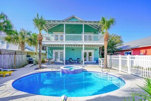 Et oppvarmet basseng