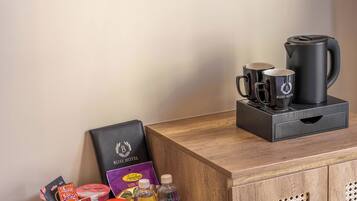 In-room safe, soundproofing, free WiFi