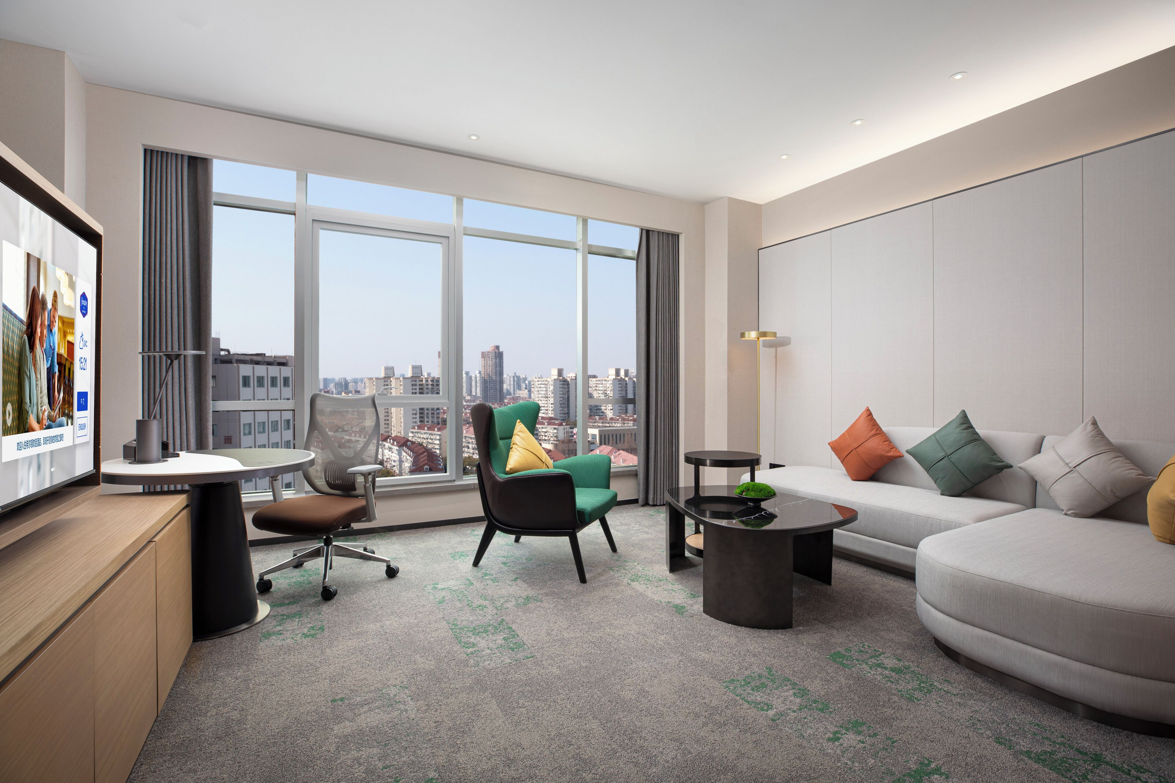 Singola Grand, vista città | Una scrivania, postazione laptop, tende oscuranti, insonorizzazione