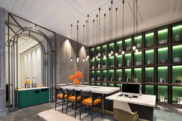 Coin salon dans le hall