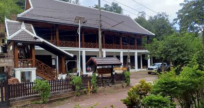 Le Charme Pakbeng Villa