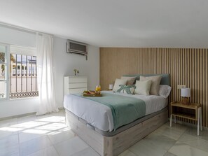 2 slaapkamers, een strijkplank/strijkijzer