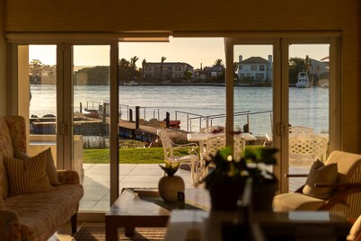 Stylish Stay | Terrace | Marina View