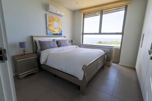 2 bedrooms, iron/ironing board, WiFi, bed sheets - Coastal Comfort | Balcony | Sea Views (Umdloti)