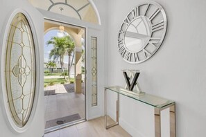 Room - Villa Samba (Cape Coral)