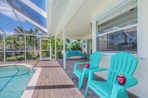 Indoor pool - Villa Samba (Cape Coral)