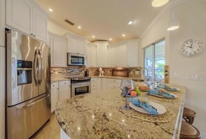 Room - Villa Barefoot Cove (Cape Coral)