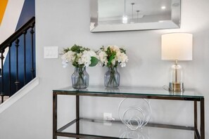 Room - Magical Mickey Home 8 Minutes to Disney! Stl109 (Kissimmee)