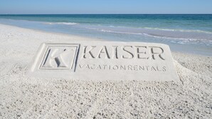 On the beach - Beach Side Home, Steps from the Sand. Ocean Edge 14 New Build 2025 (Orange Beach)