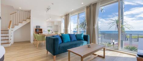 Maisonette Room, Balcony, Ocean View | Private kitchenette | Fridge, microwave, freezer