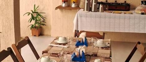 Frokostbuffé er inkludert hver dag