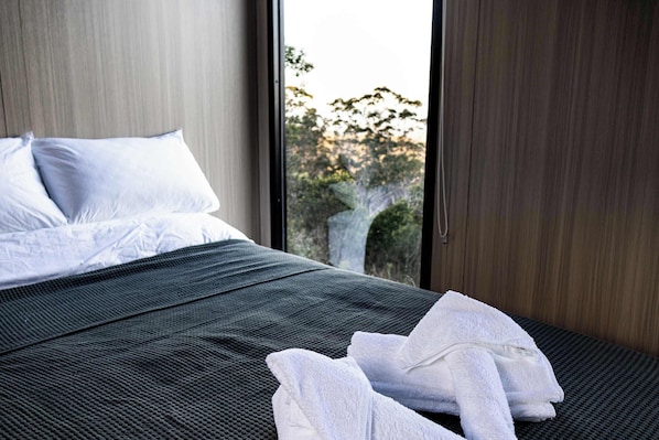 1 habitación y ropa de cama 