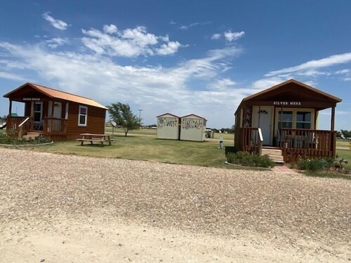 Silver Wind RV Park and Cabins