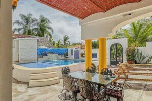 Exterior - La Casa Mariposa (Rincon de Guayabitos)