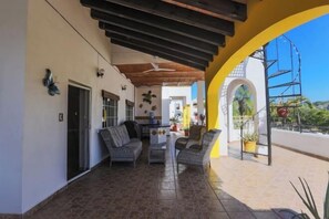 Room - La Casa Mariposa (Rincon de Guayabitos)