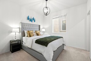 5 bedrooms, travel crib, free WiFi