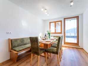Dining - Apartment with mountain view in Salzburg Land (Uttendorf)