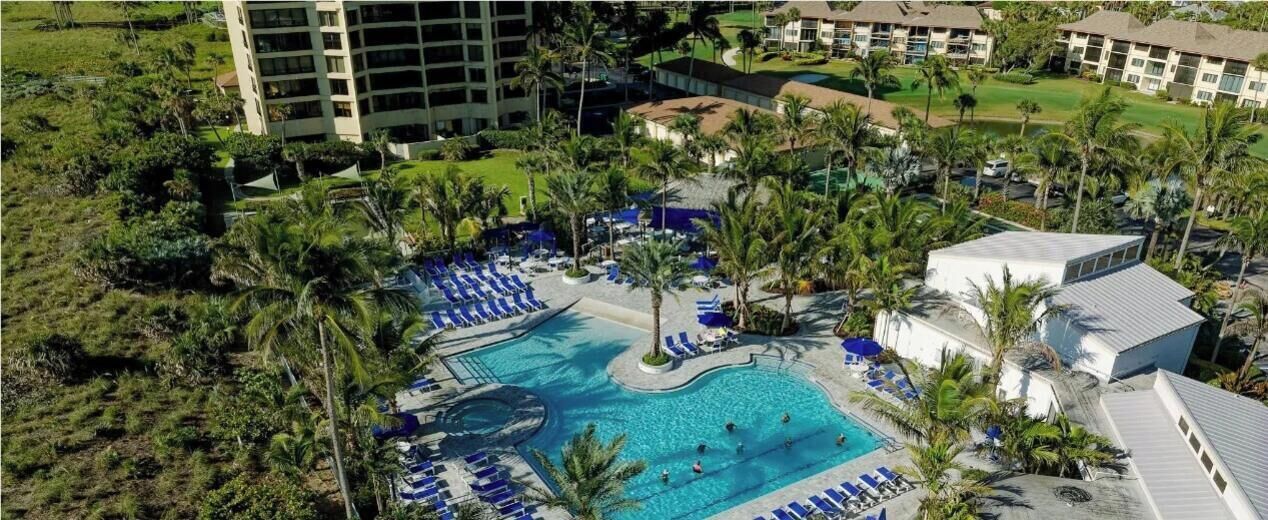 حمّام سباحة مُدفَّأ