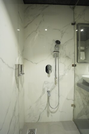 Luxury Double Room, City View | Bathroom | Shower, hair dryer, slippers, towels