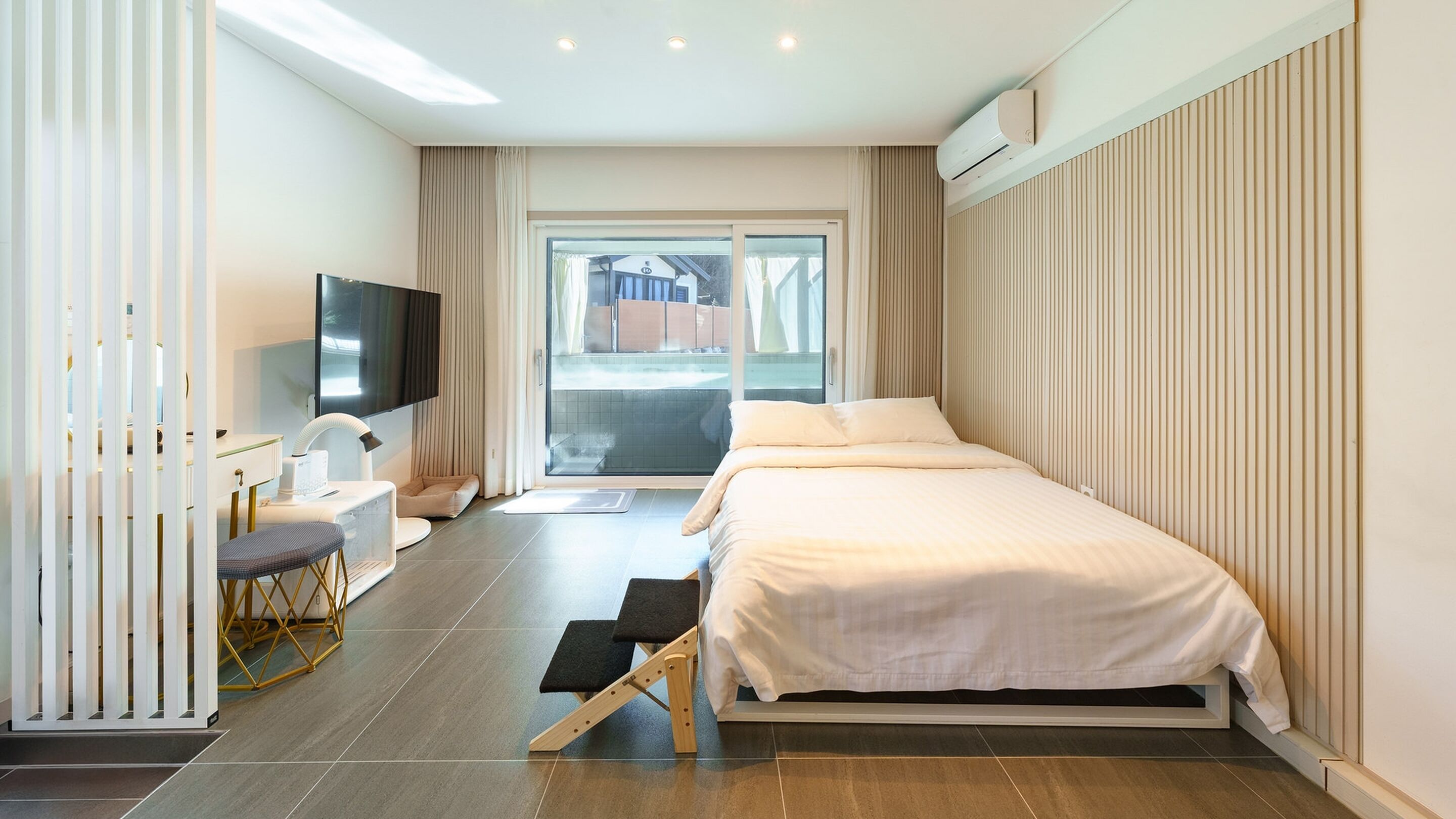 Basic-Zimmer, 1 Schlafzimmer (Holy D (Pool Villa/BBQ/Pet Park)) | 1 Schlafzimmer, kostenloses WLAN