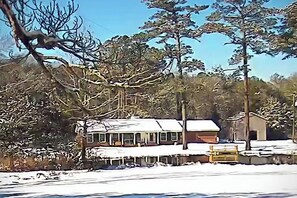 Exterior - Stocked Pond: Country Retreat in Oglethorpe! (Oglethorpe)