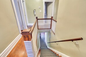 Interior - Free Parking Spot! Extended Stay Near Newark & NYC (Irvington)