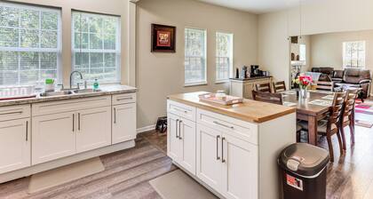 'Doris & Susan's Place' - Historic Tuskegee Home