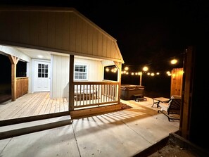 Terrace/patio - The Magnolia Shedhaus (Panola County)