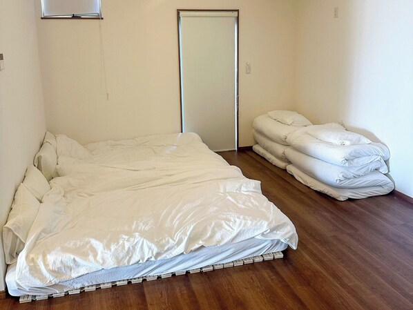 Desk, free WiFi, bed sheets