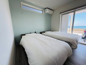 Desk, free WiFi, bed sheets