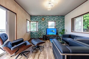 TV - Ocean View Private House in IzuBBQ OKKids AmenitiesPet Friendly / Ito Shizuoka (Ito)