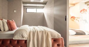 Fer et planche à repasser, accès Internet, draps fournis