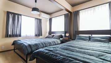 Tabla de planchar con plancha, wifi gratis, ropa de cama