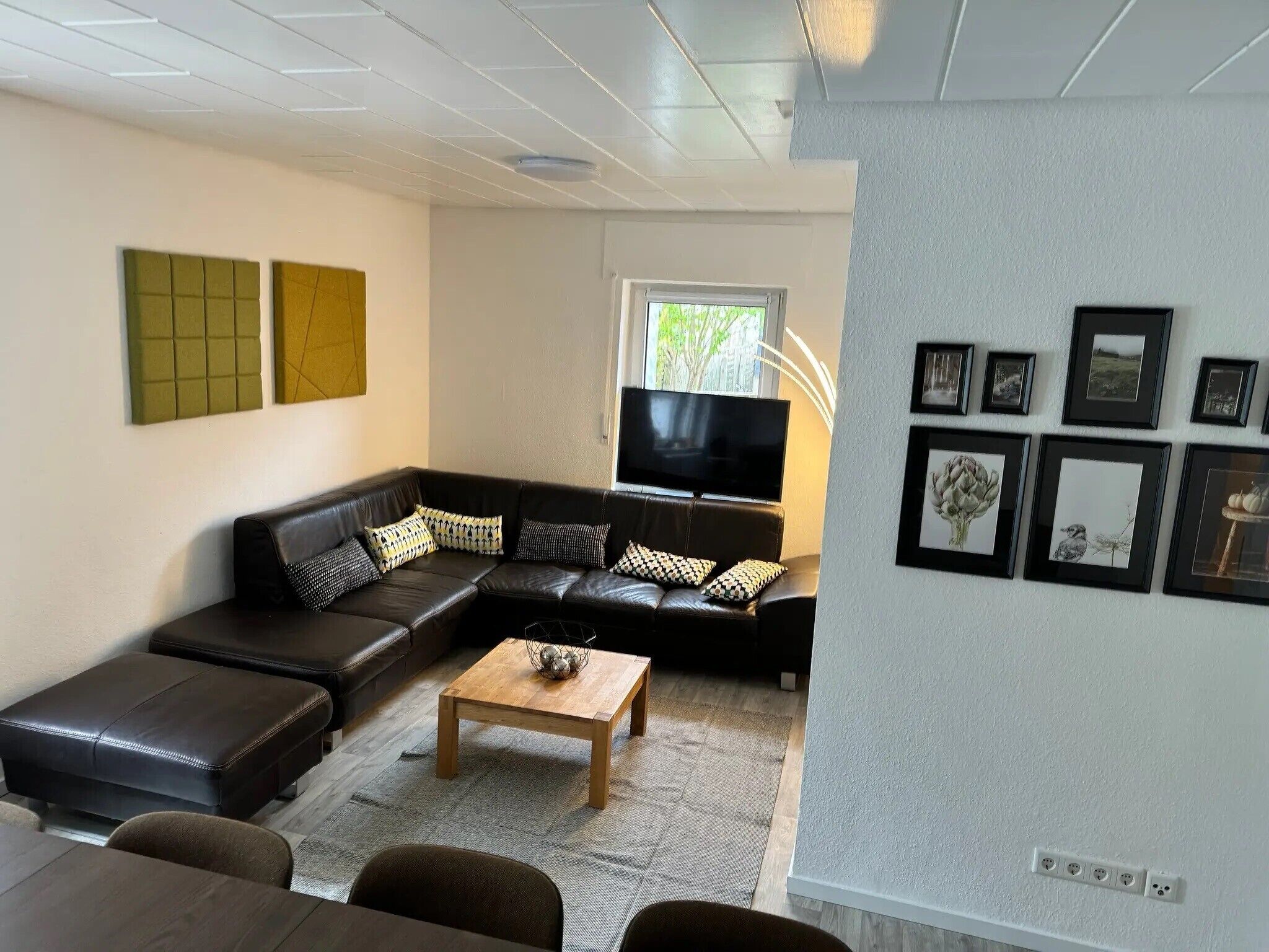 Fernseher, Stereoanlage