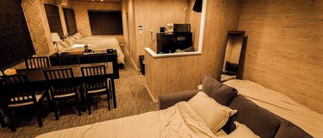 Internet, bed sheets